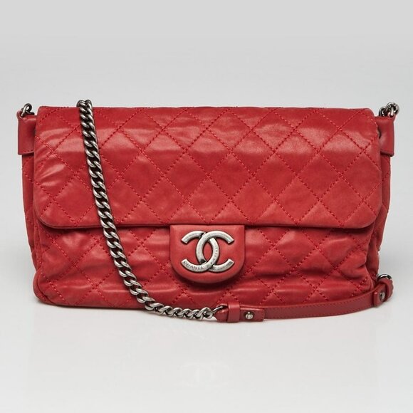 Chanel Red Iridescent Calfskin Leather Chain Large Crossbody Bag - Picture 4 of 10